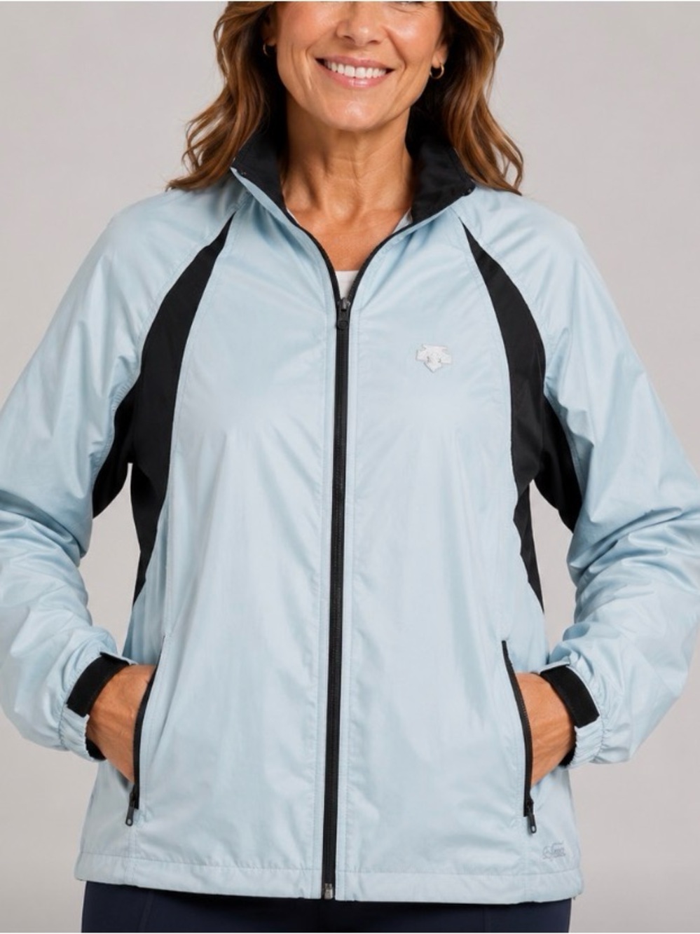Descente Women’s Chinook Blue and Black Convertible Windbreaker Jacket Vest Med